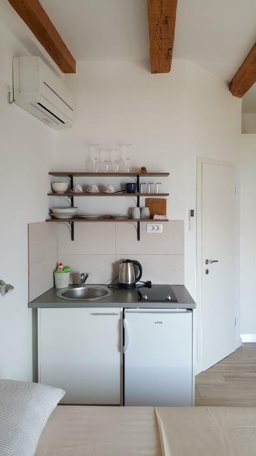 Apartments Krstulja บัชกา ภายนอก รูปภาพ